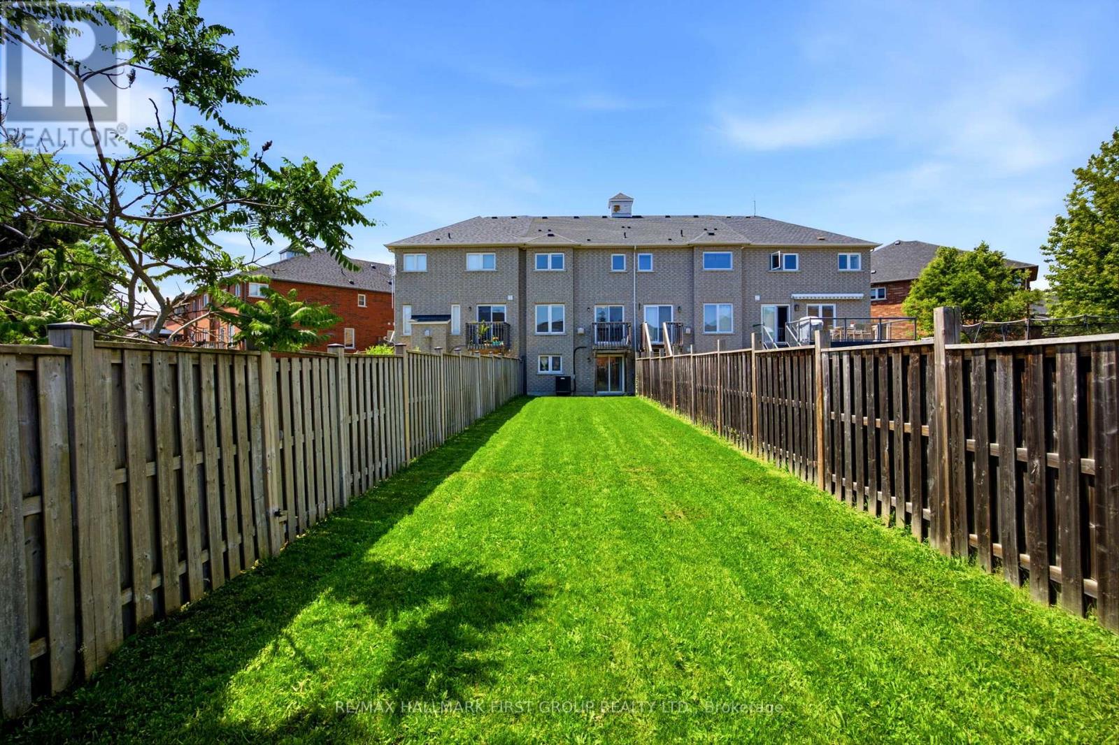 54 WHITEFOOT CRESCENT - 40