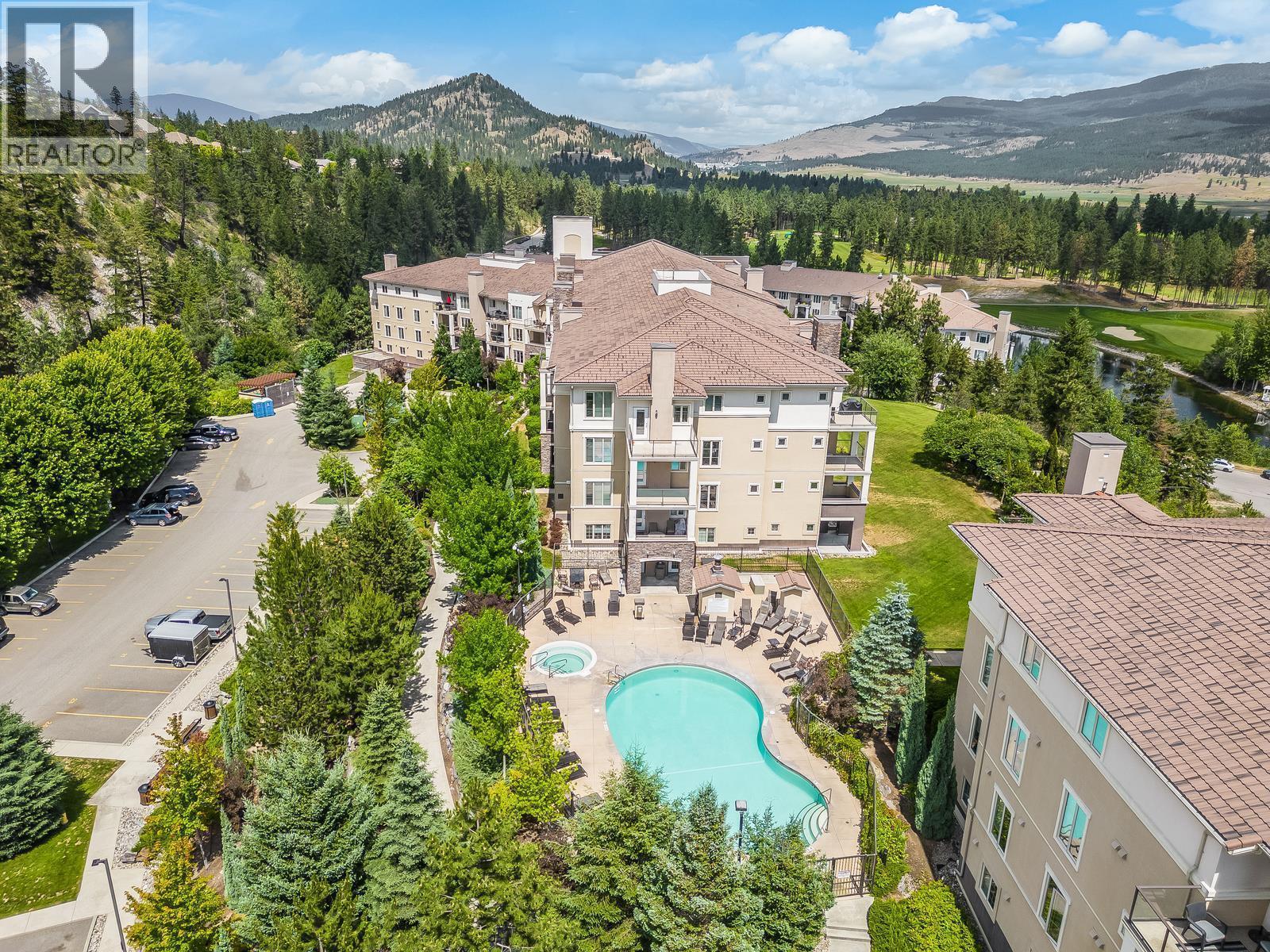 #1318 1875 Country Club Drive - 26