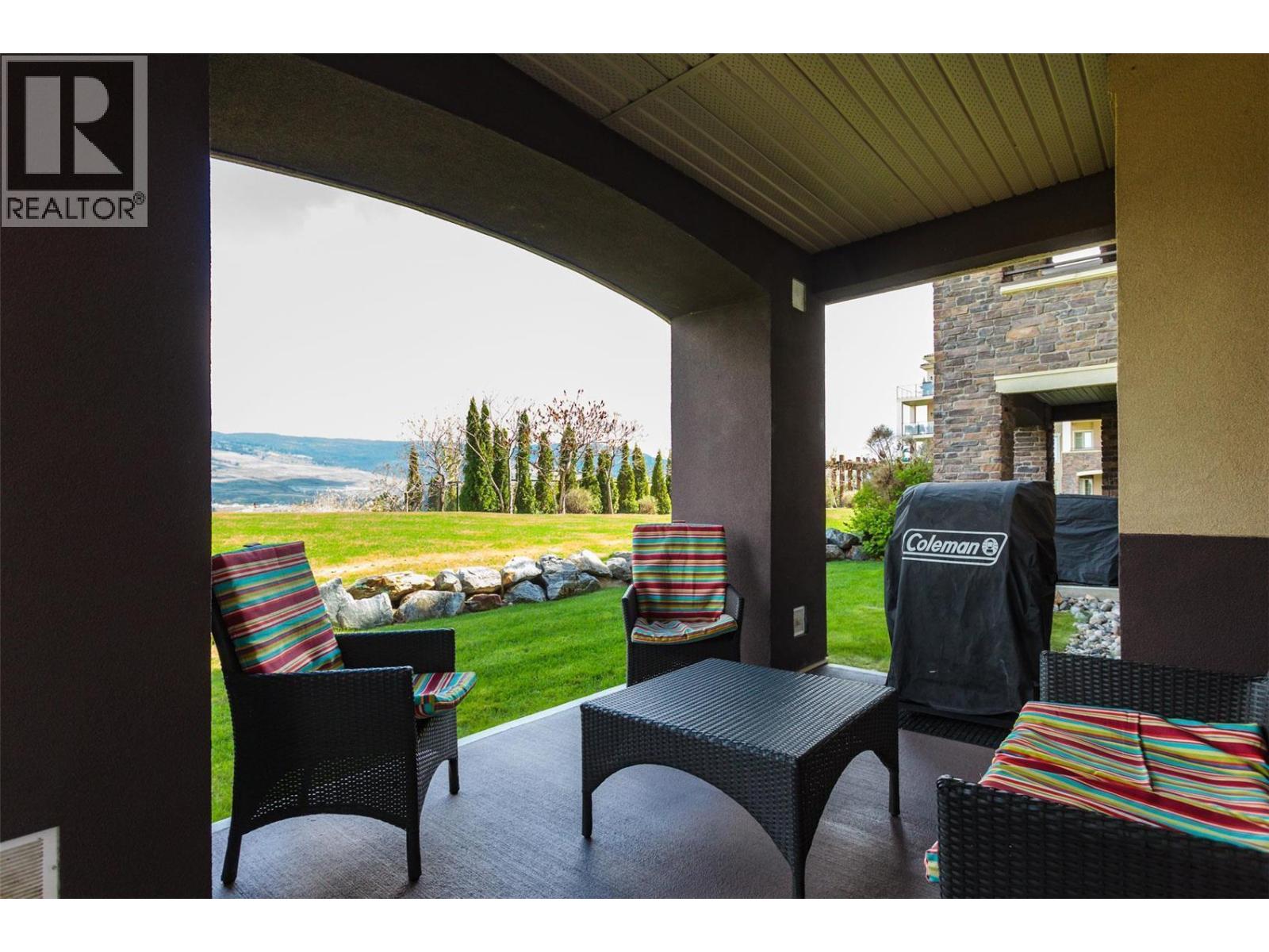 #1318 1875 Country Club Drive - 17