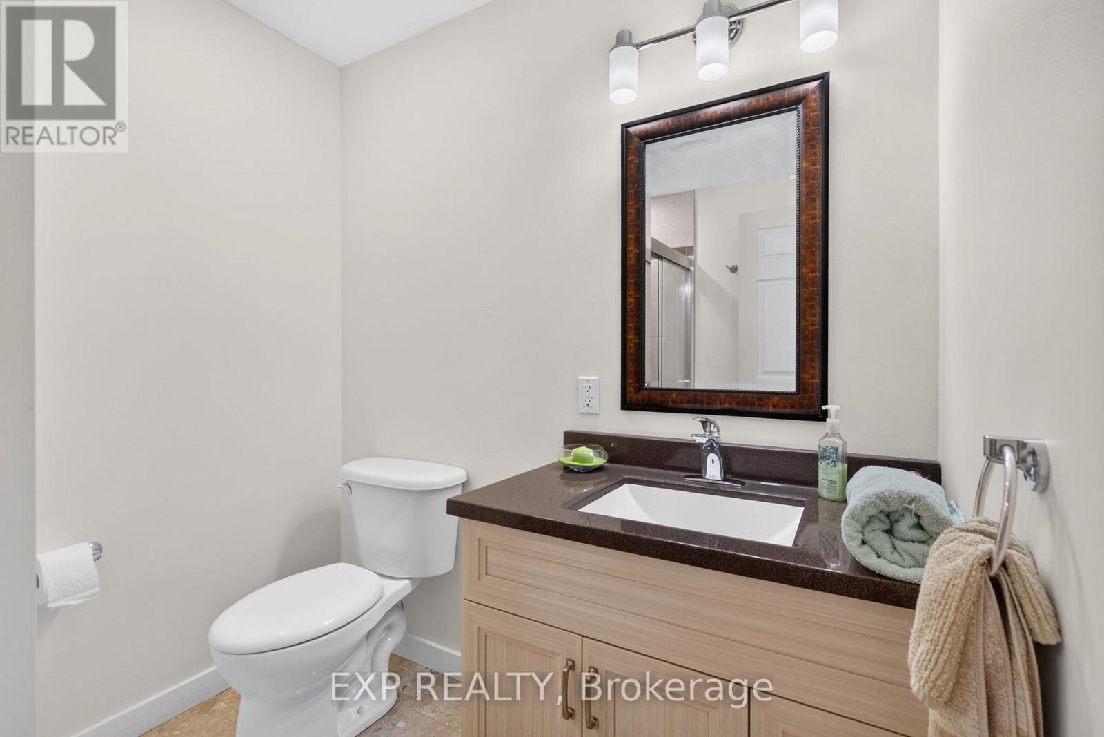 6 CAVERHILL CRESCENT - 24