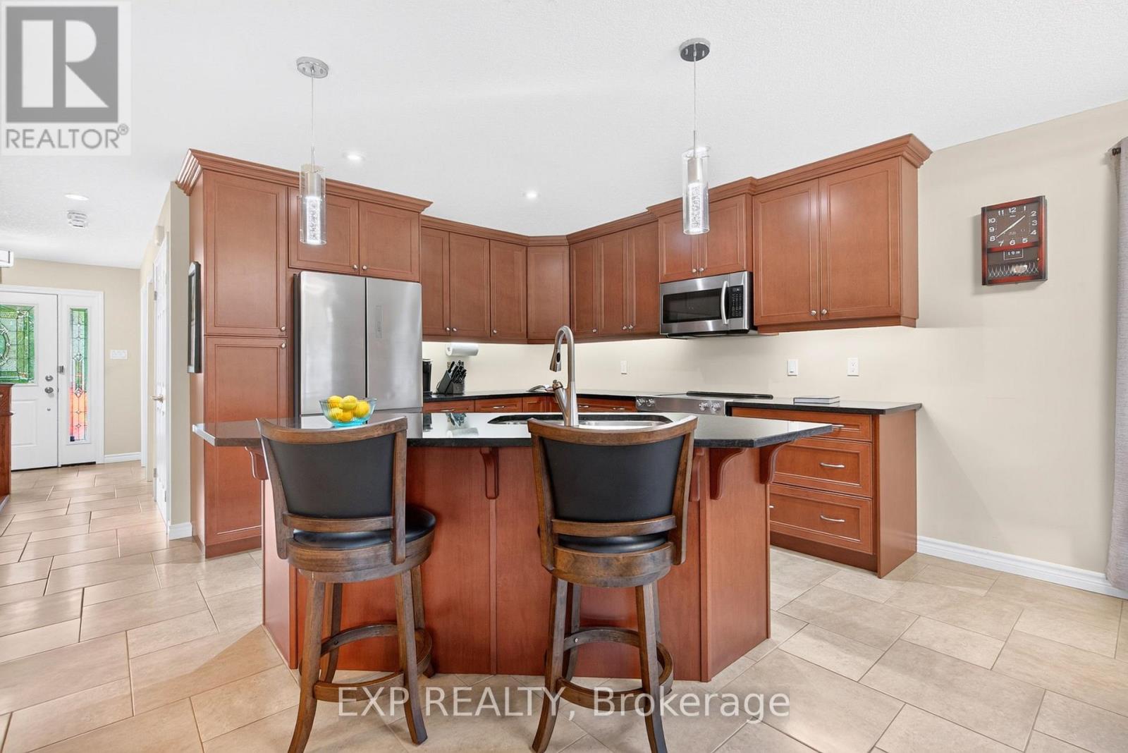6 CAVERHILL CRESCENT - 9