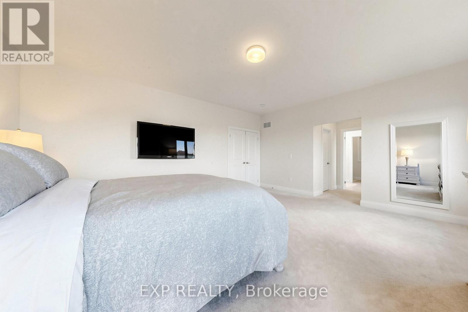 9 BACKHOUSE DRIVE - 24