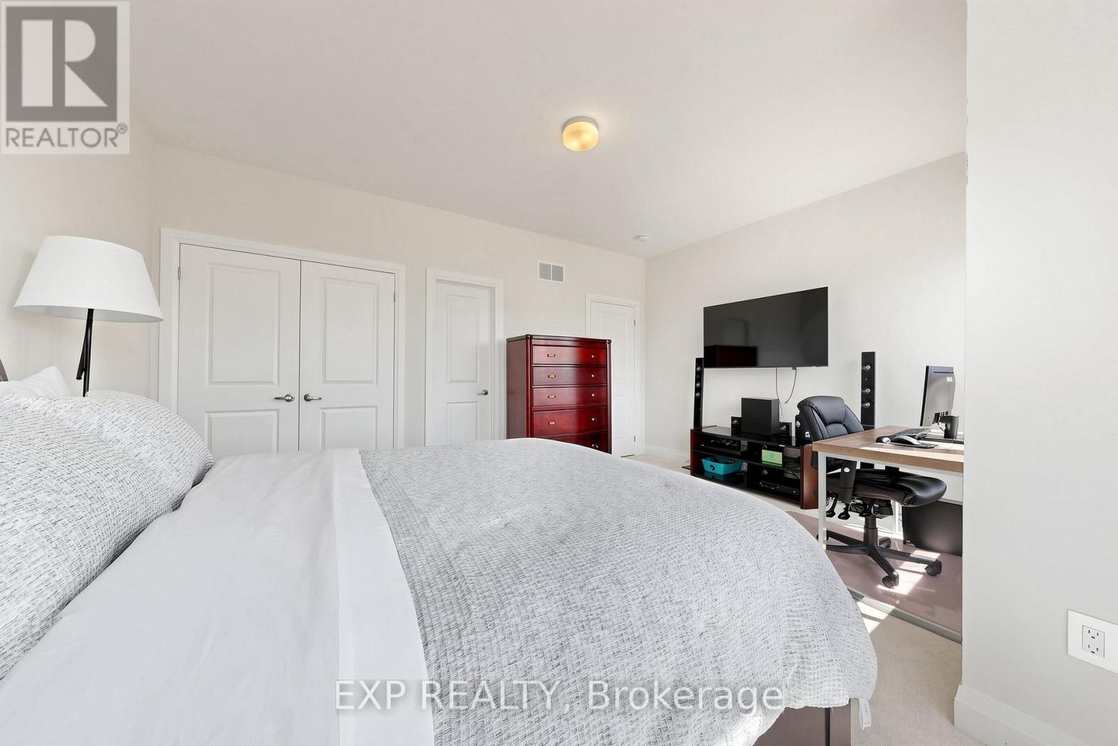 9 BACKHOUSE DRIVE - 35