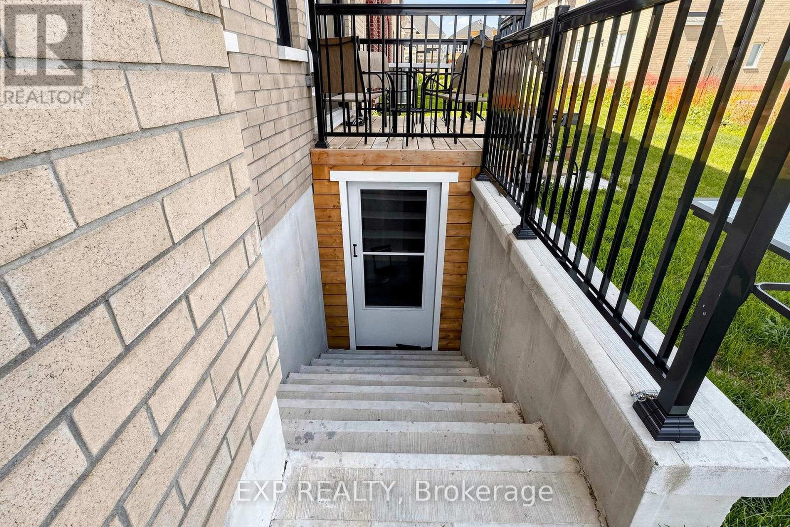 9 BACKHOUSE DRIVE - 38