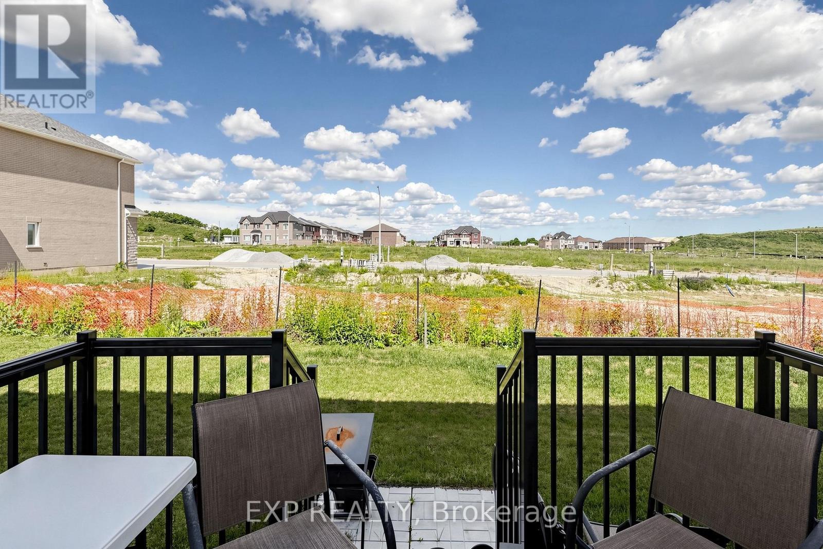 9 BACKHOUSE DRIVE - 46