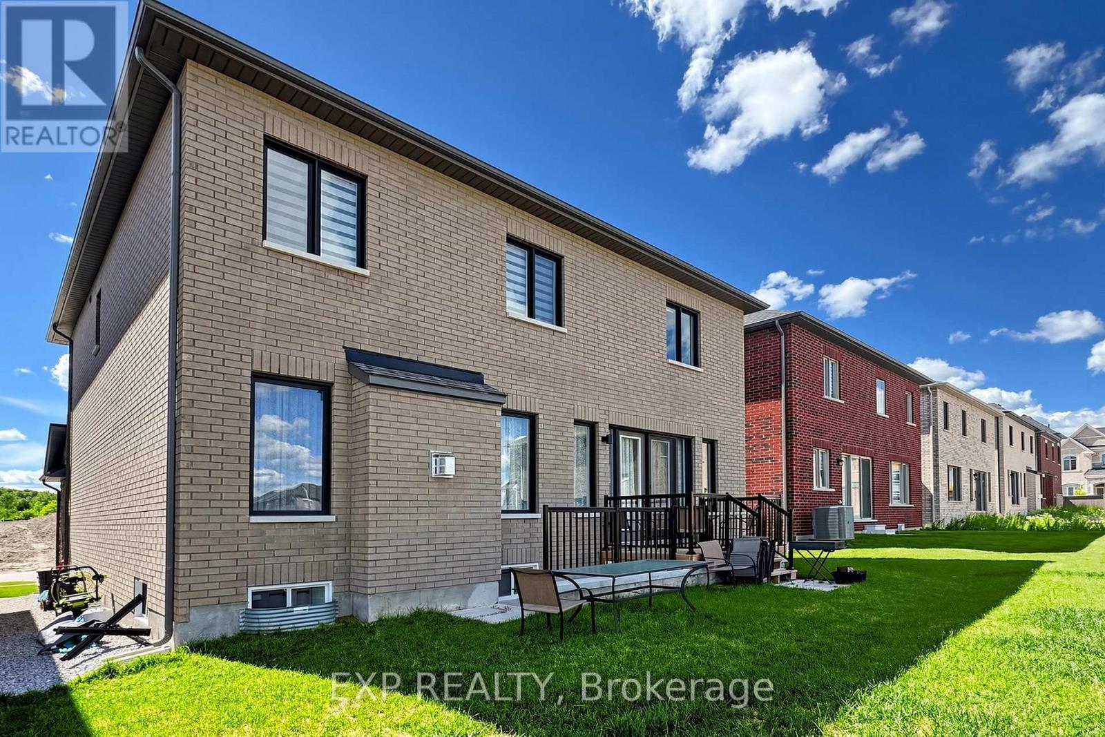 9 BACKHOUSE DRIVE - 48