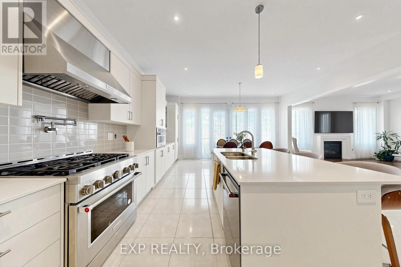 9 BACKHOUSE DRIVE - 8