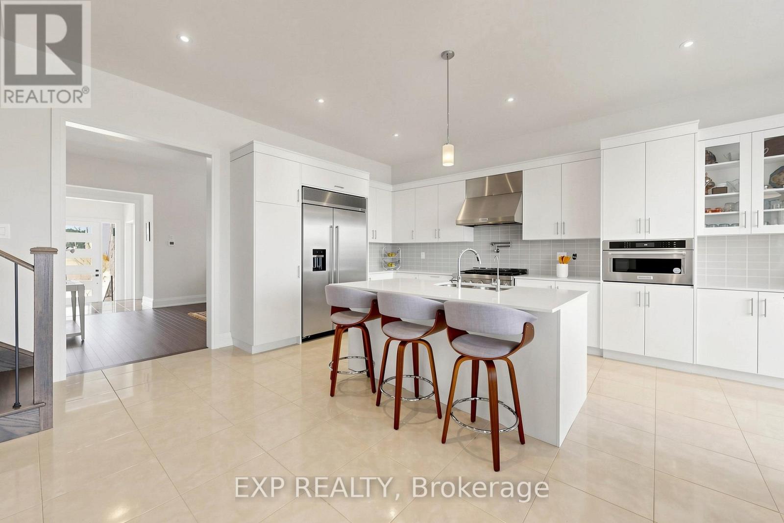 9 BACKHOUSE DRIVE - 9