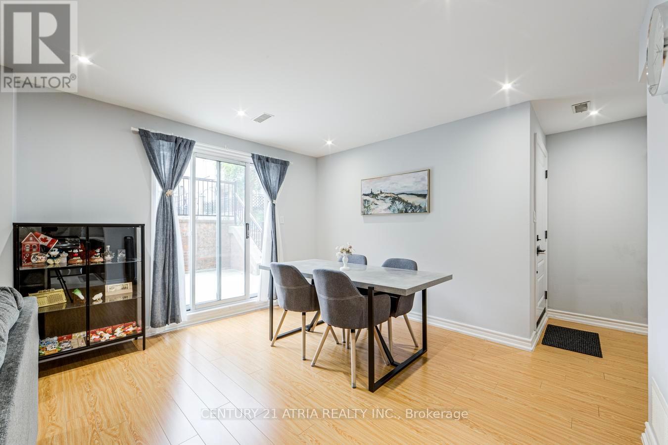 #938 75 WELDRICK ROAD E - 14