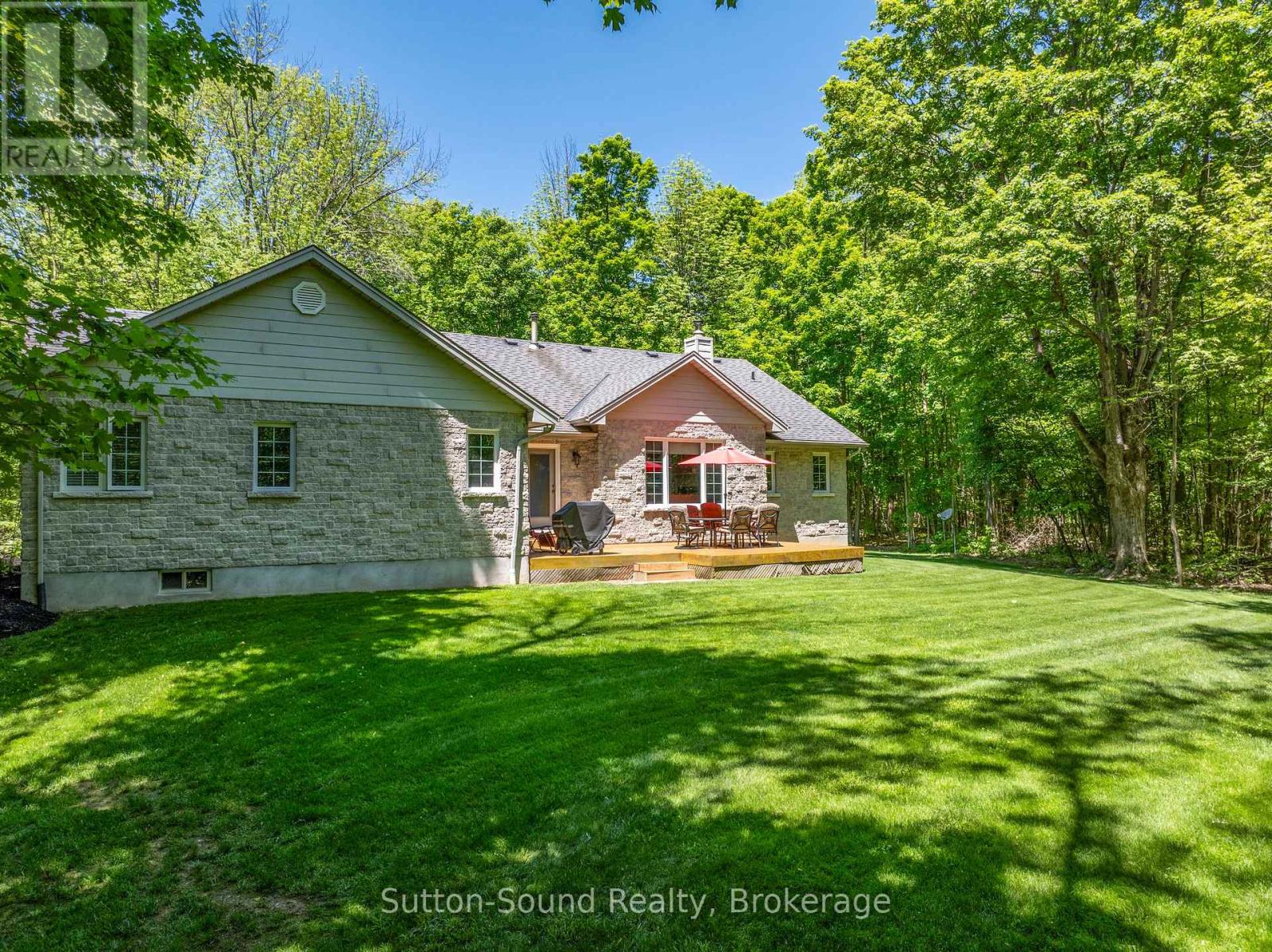 318761 GREY 1 ROAD - 31