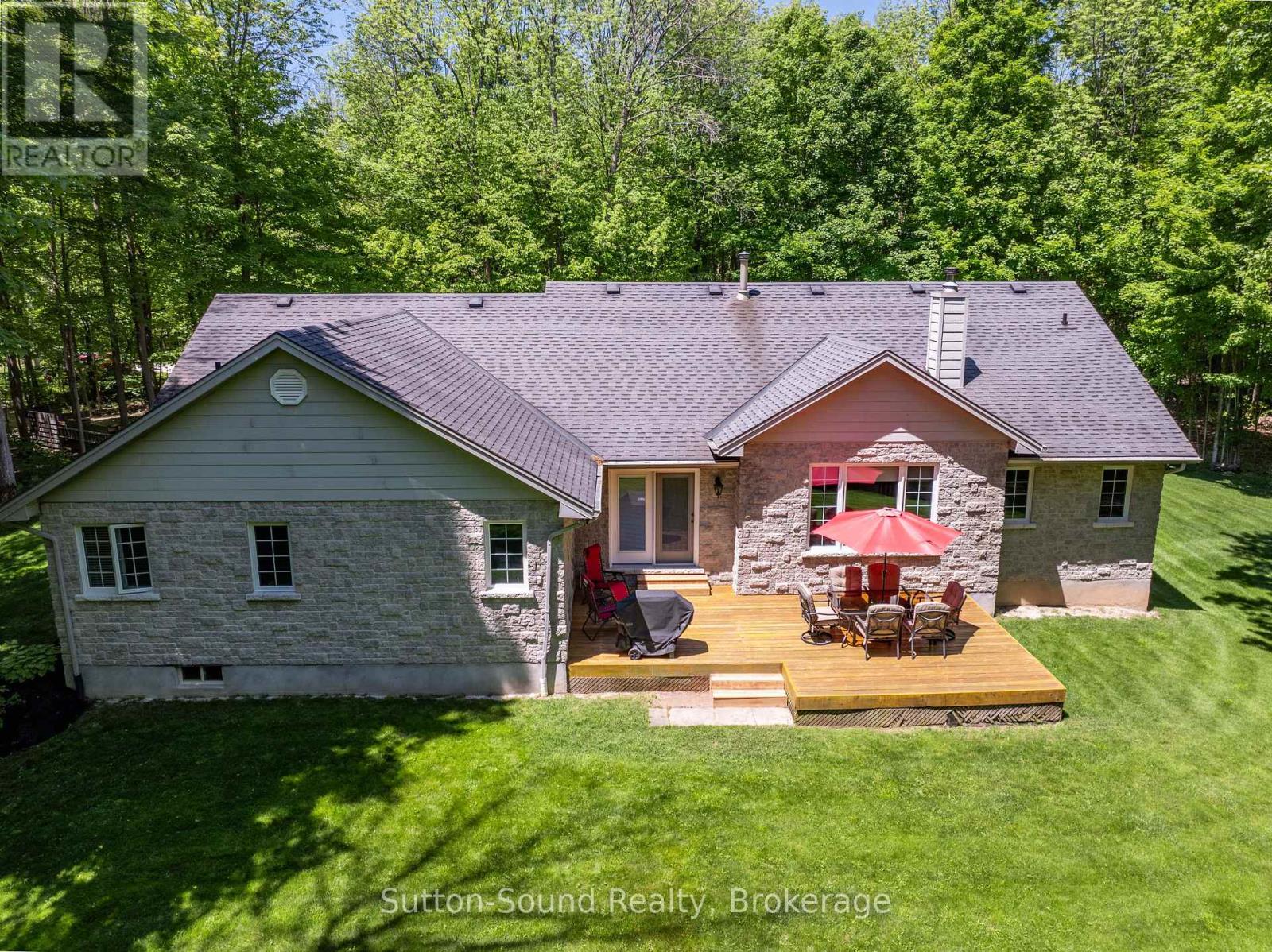 318761 GREY 1 ROAD - 30
