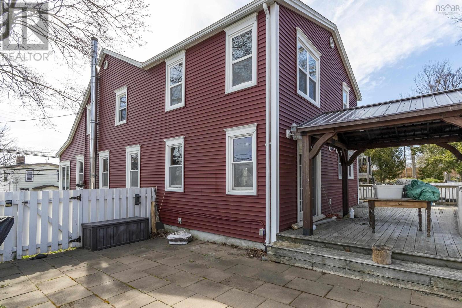 212 Windmill Road - 12
