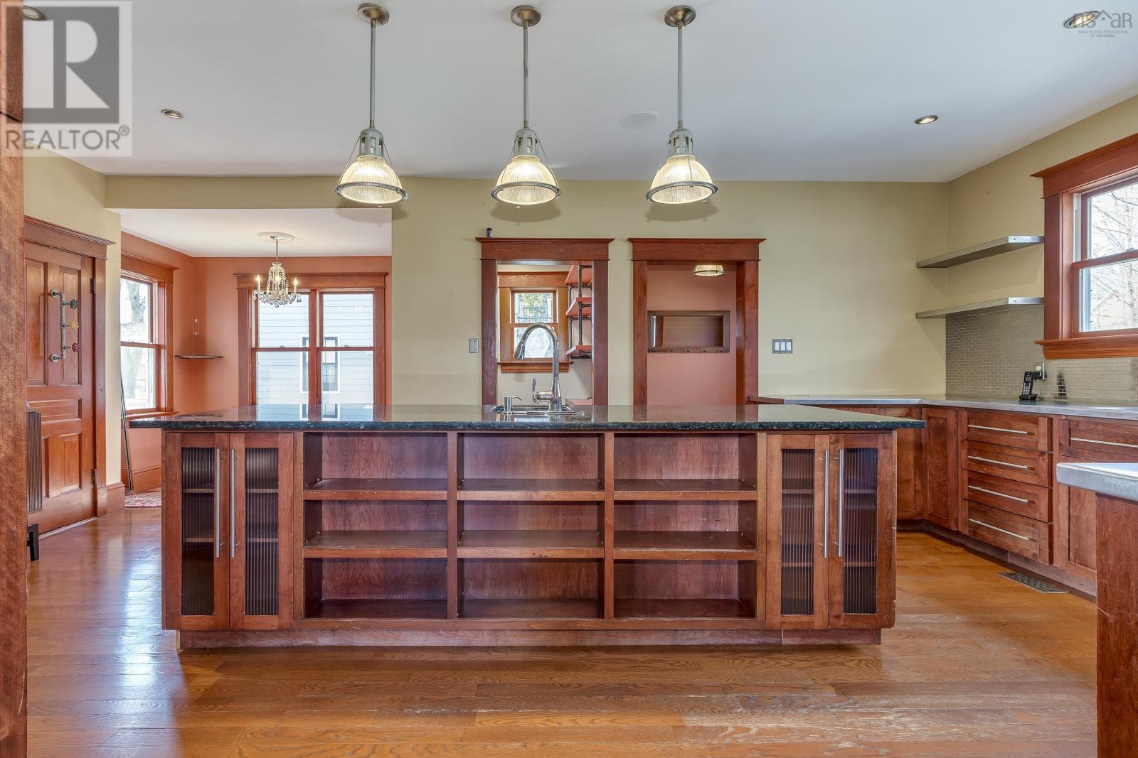 212 Windmill Road - 20