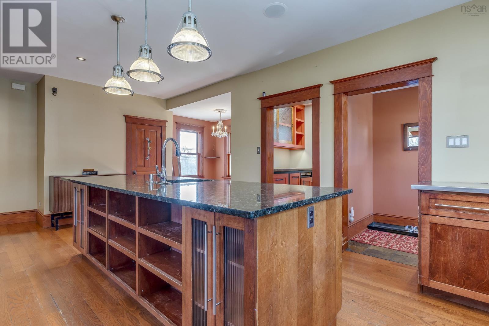 212 Windmill Road - 21