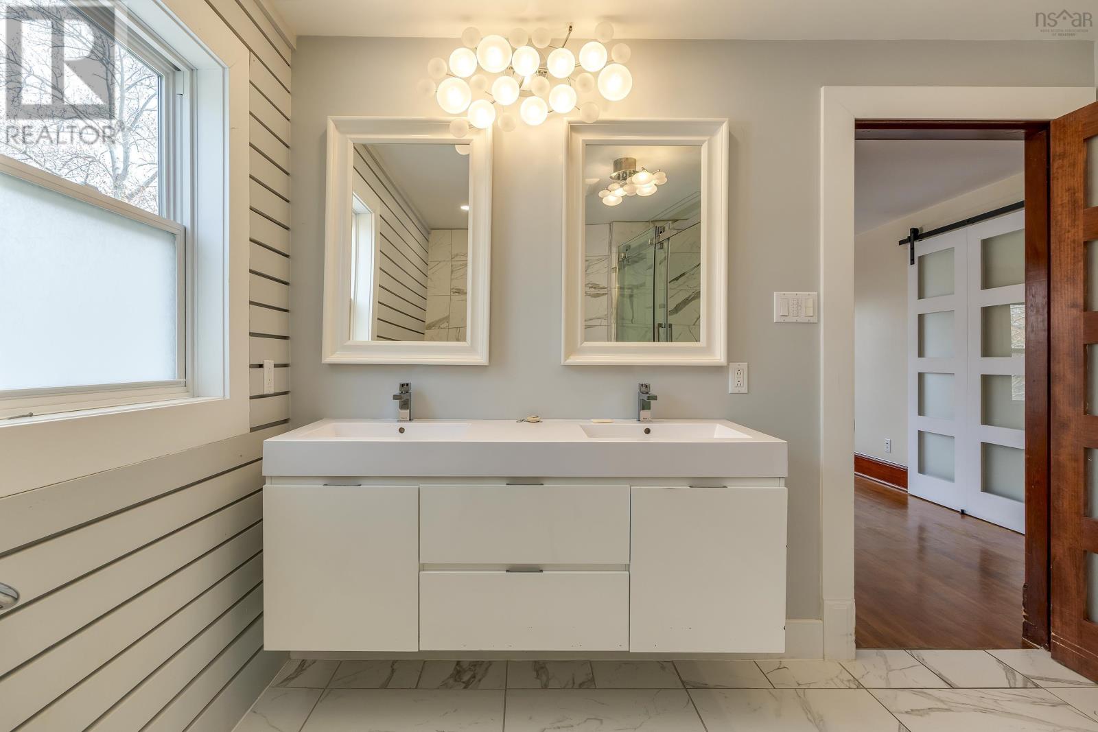 212 Windmill Road - 41