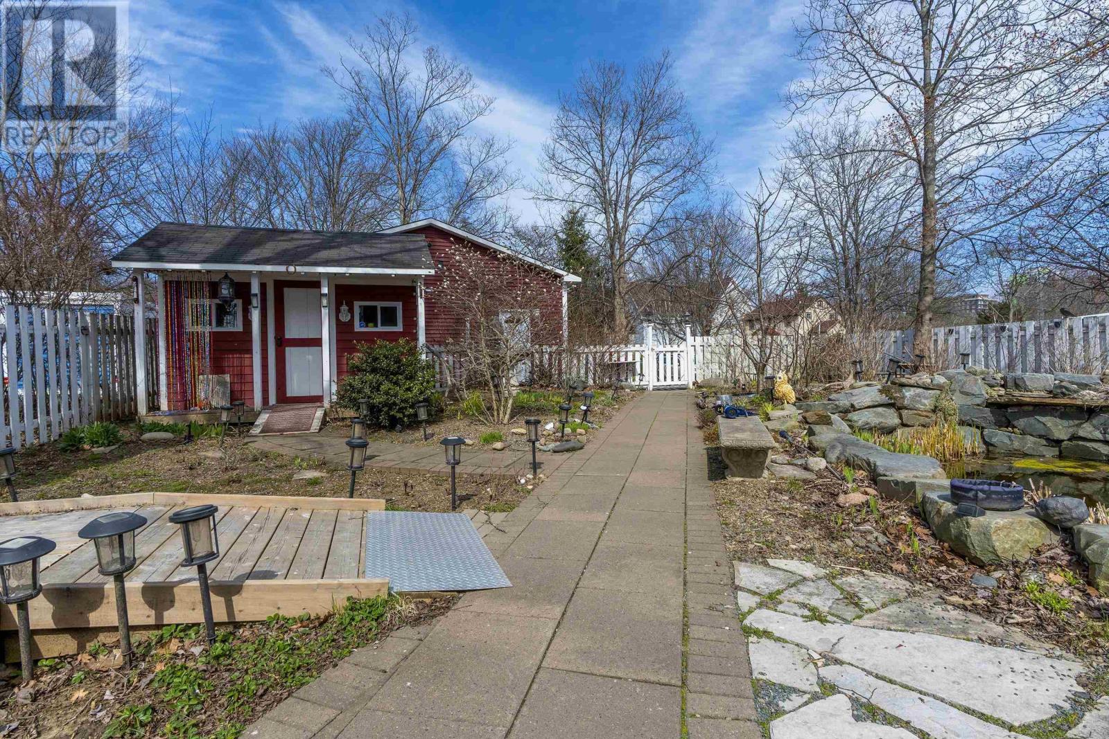 212 Windmill Road - 8