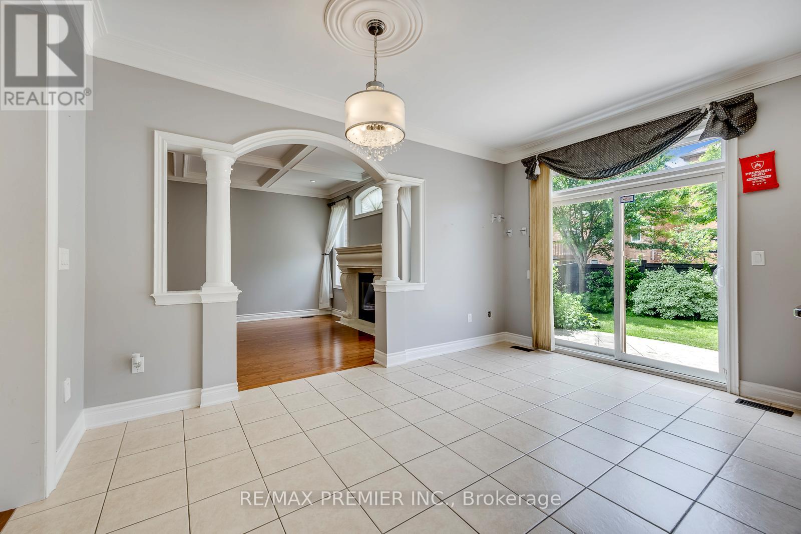 26 MAYBECK DRIVE - 13