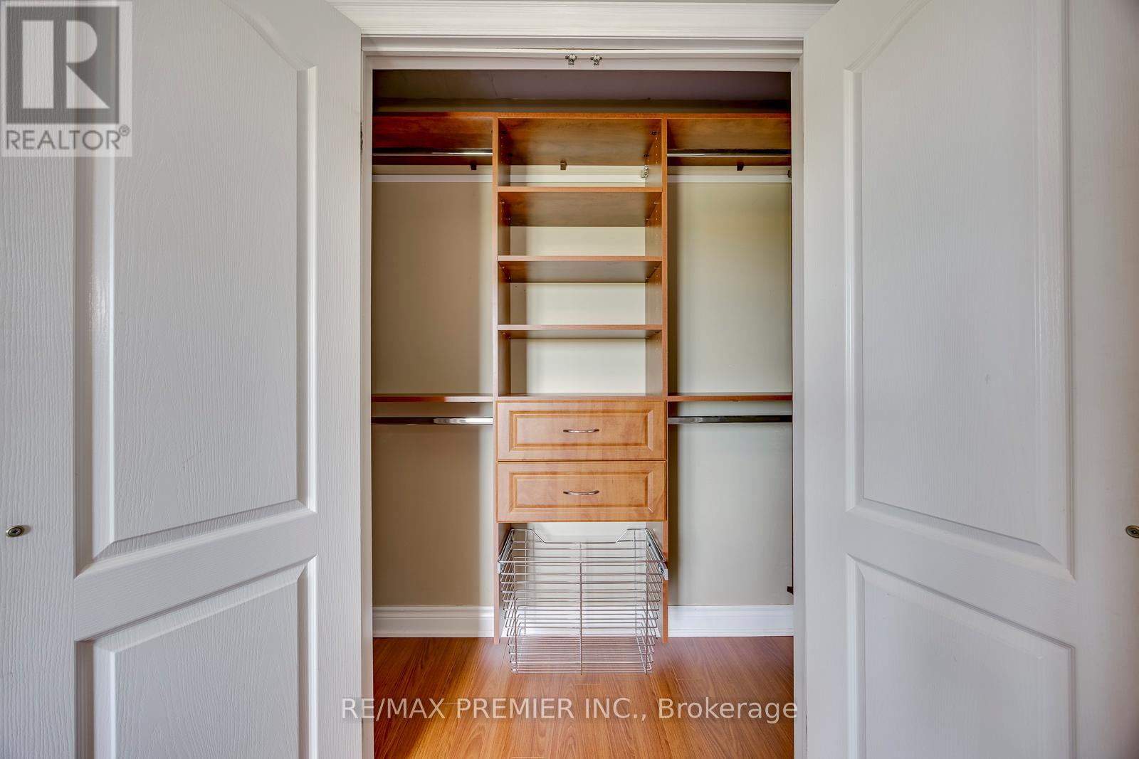 26 MAYBECK DRIVE - 27