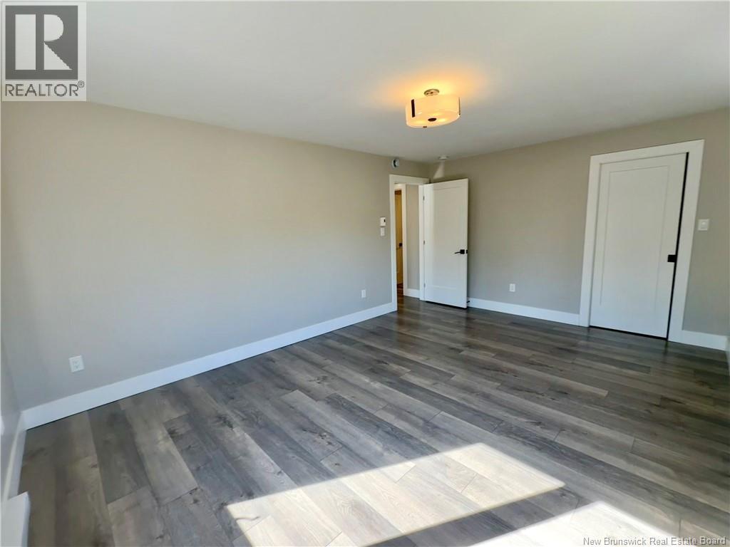 54 Donald Street - 25