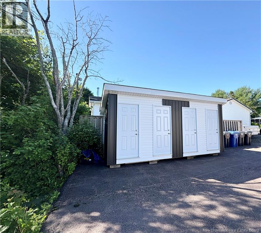 54 Donald Street - 44