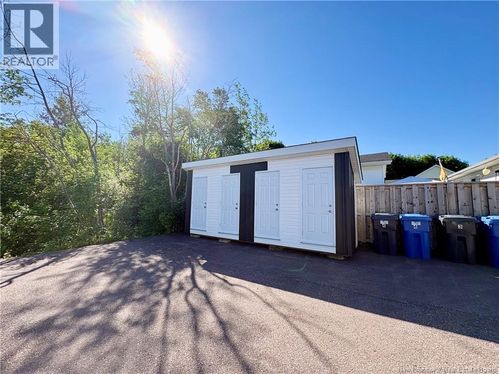 54 Donald Street - 43