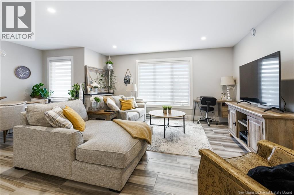 54 Donald Street - 35