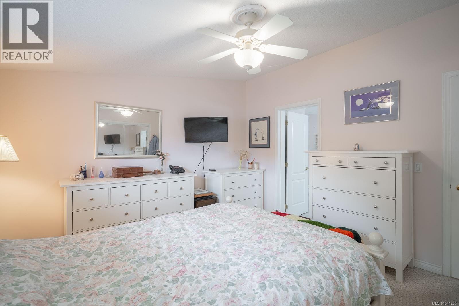#76 1051 Murchie Way - 27
