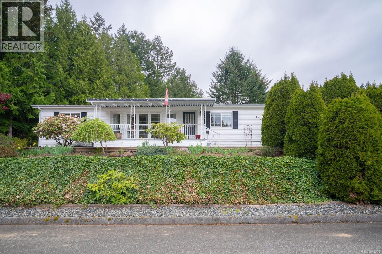 #76 1051 Murchie Way - 3
