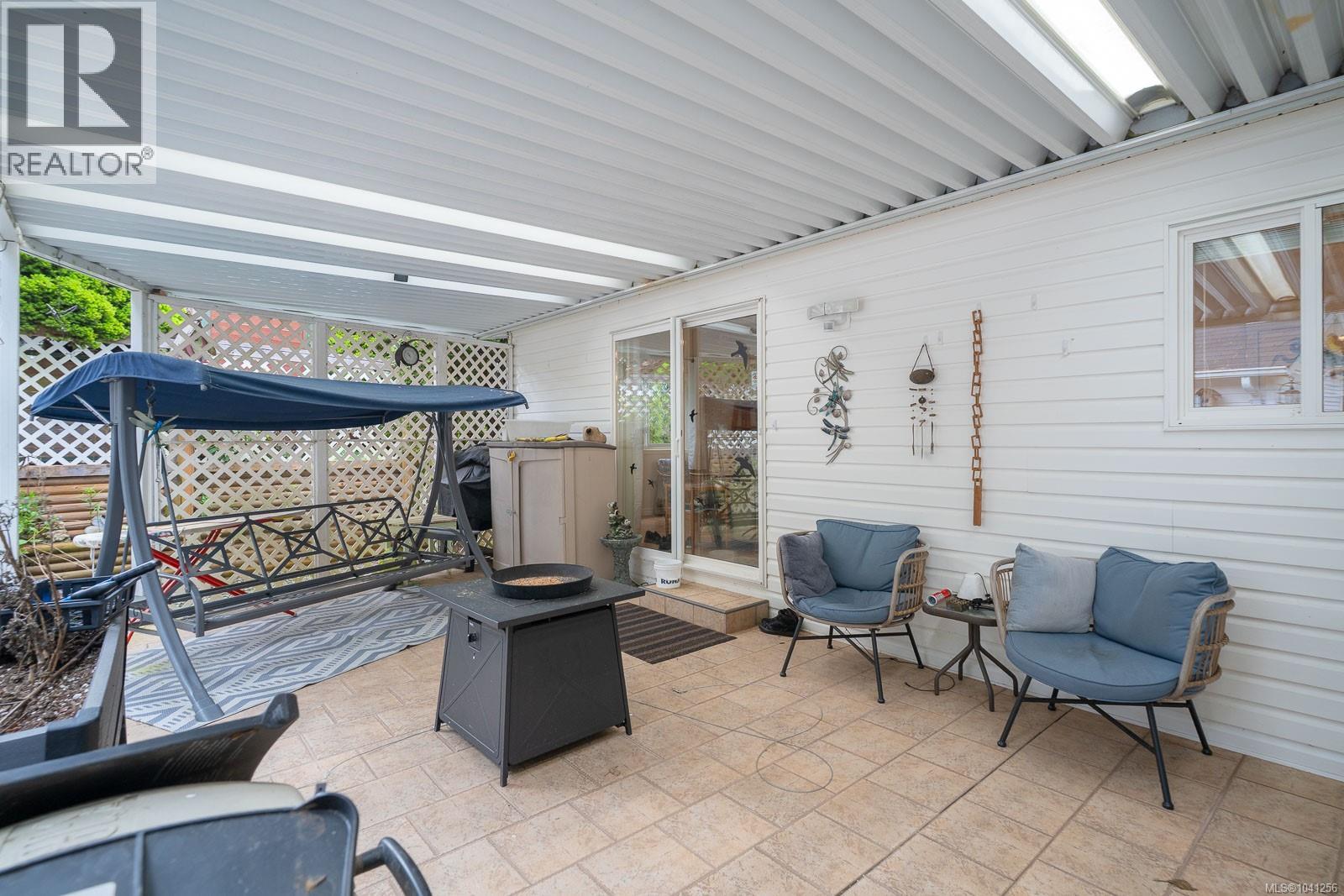 #76 1051 Murchie Way - 37