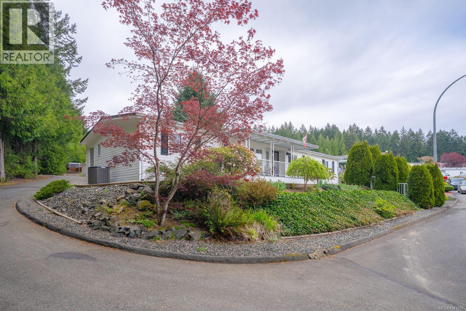 #76 1051 Murchie Way - 53