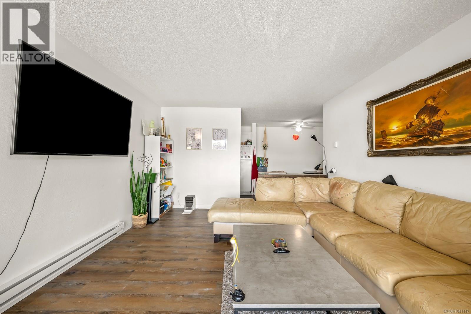 #301 1130 Willemar Ave - 12