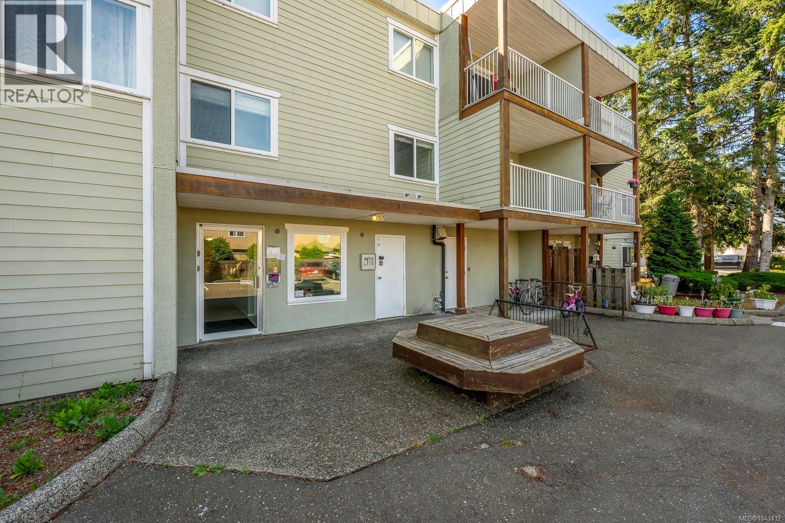 #301 1130 Willemar Ave - 28