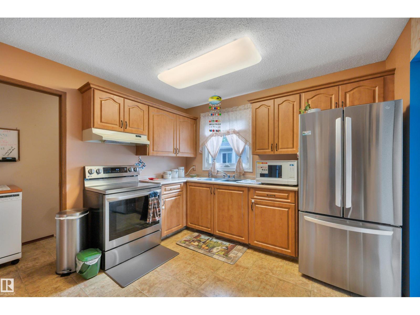 4524 20A AV NW - 17