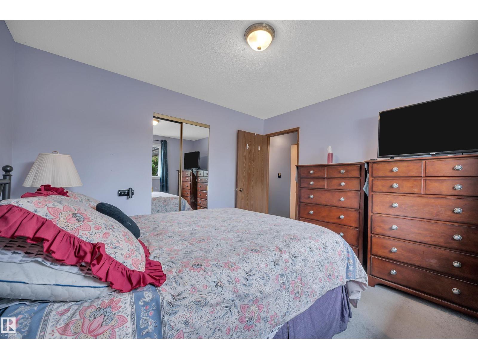 4524 20A AV NW - 23