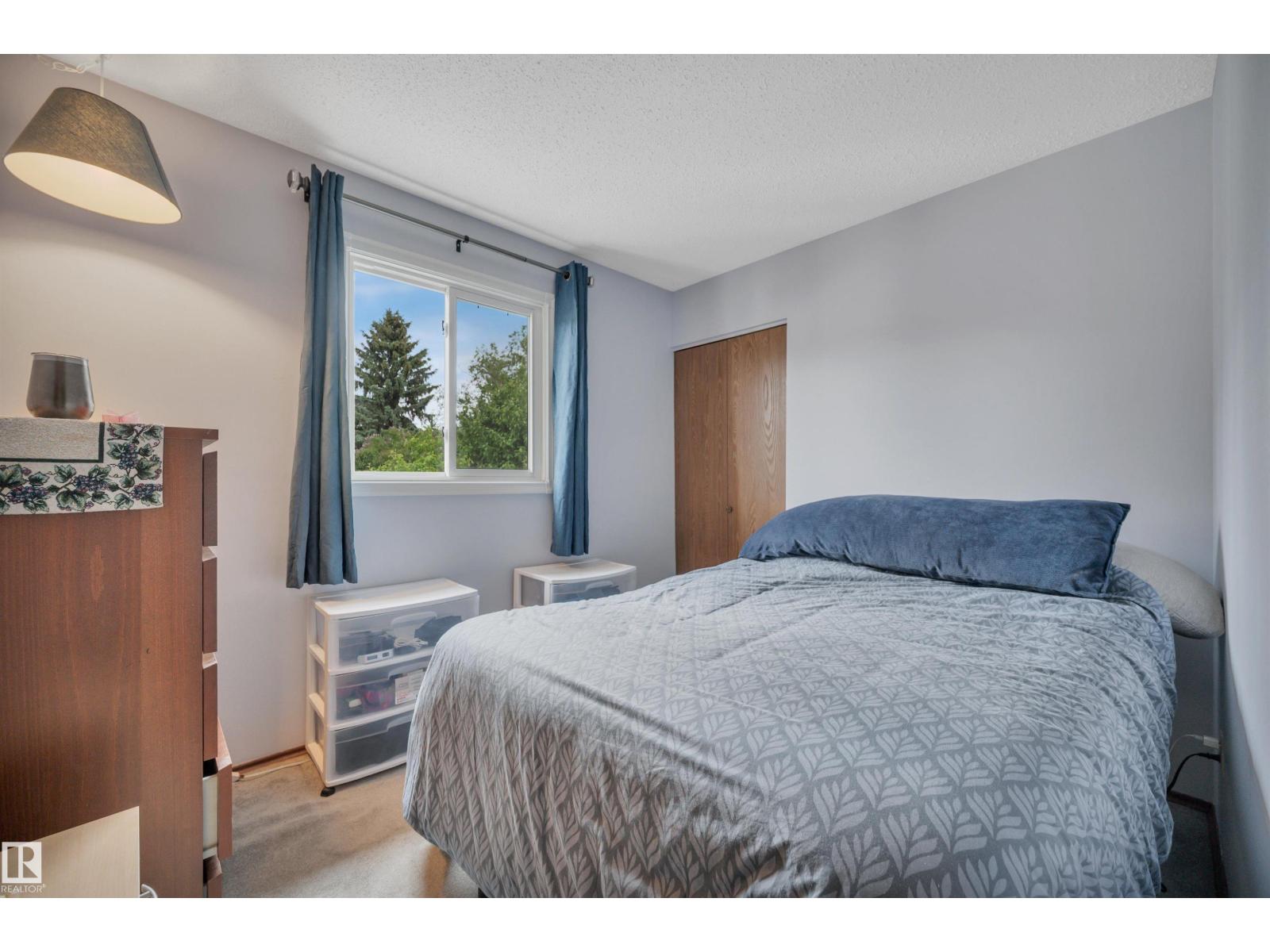 4524 20A AV NW - 24