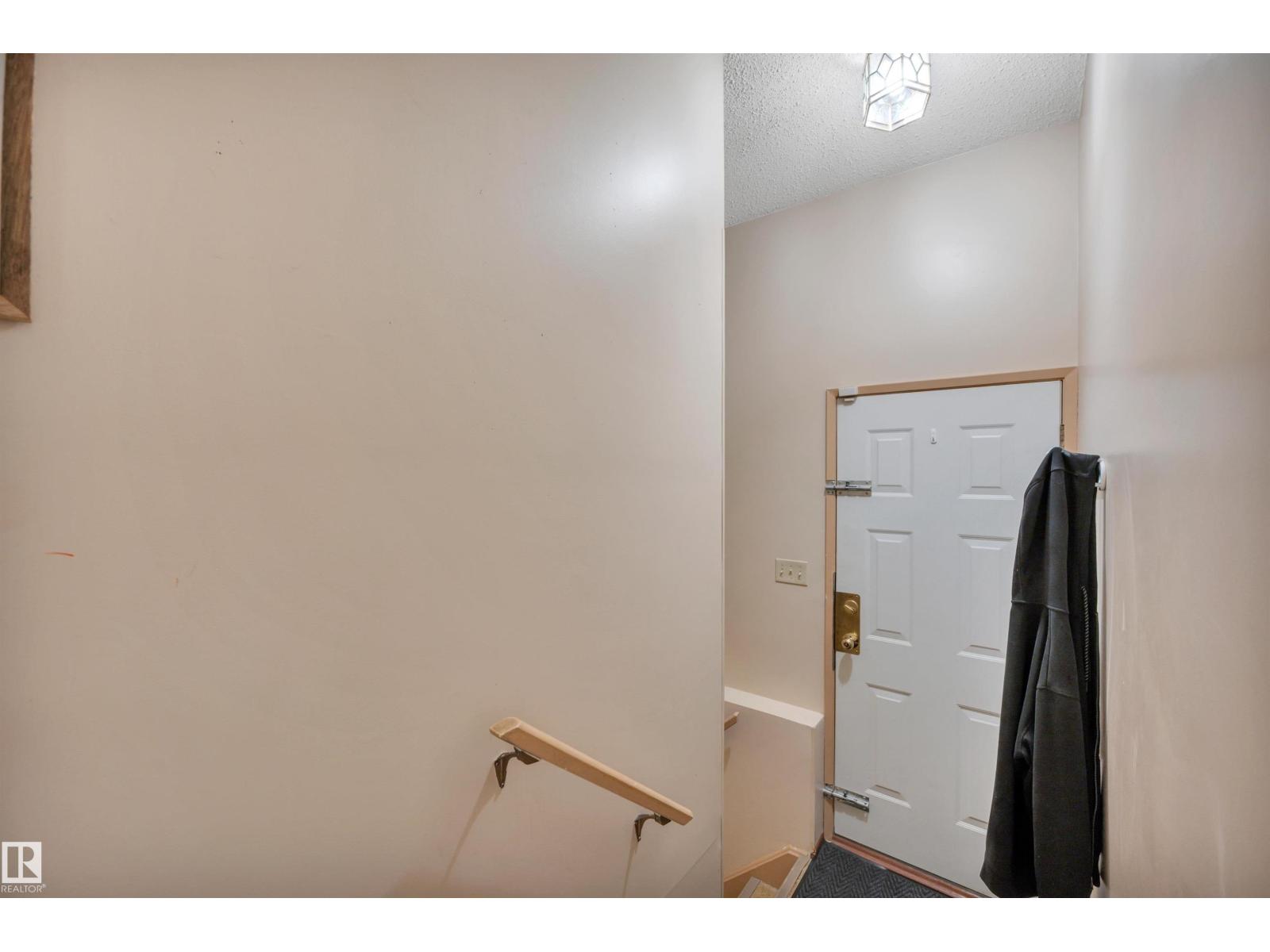 4524 20A AV NW - 28