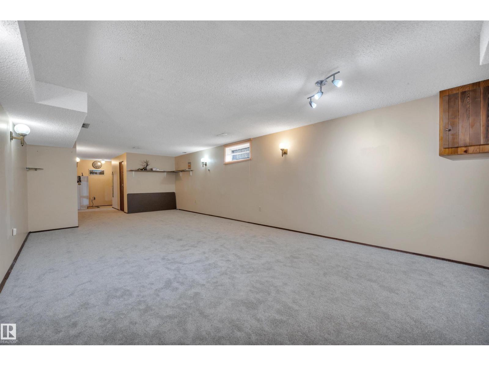 4524 20A AV NW - 33