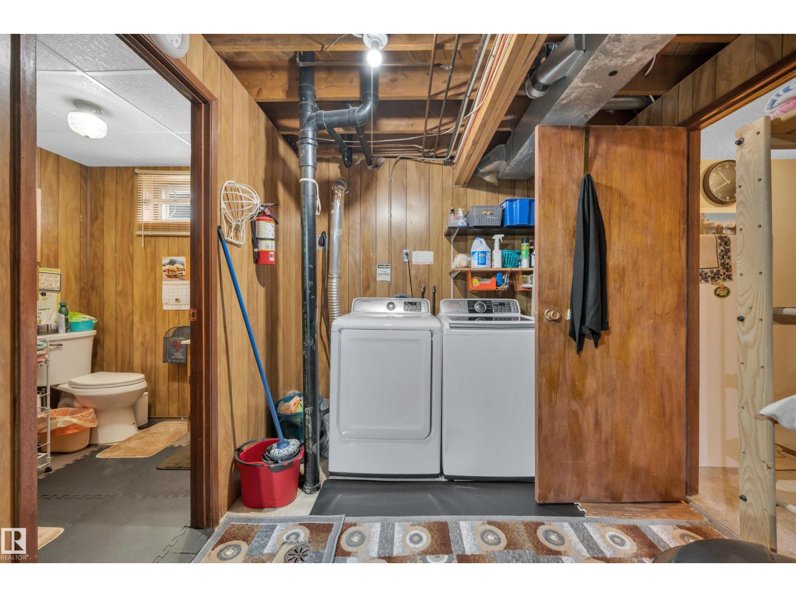 4524 20A AV NW - 35