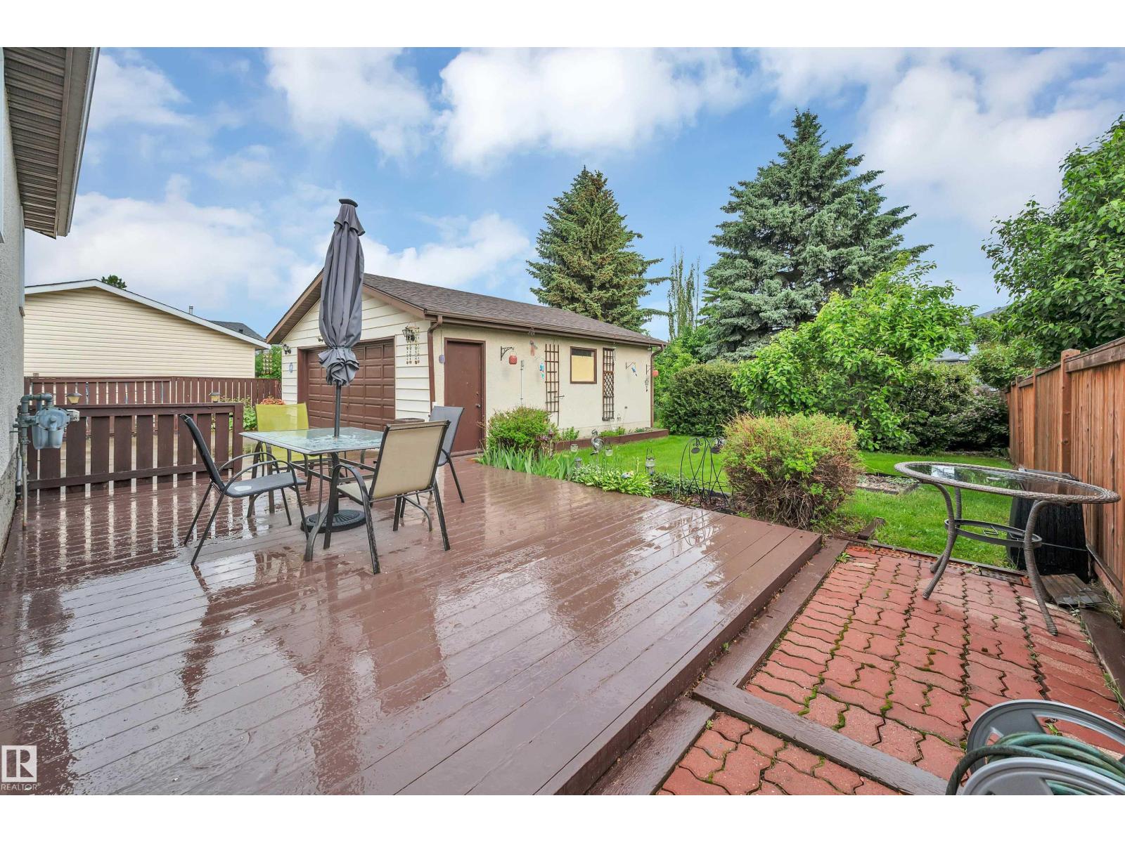 4524 20A AV NW - 43