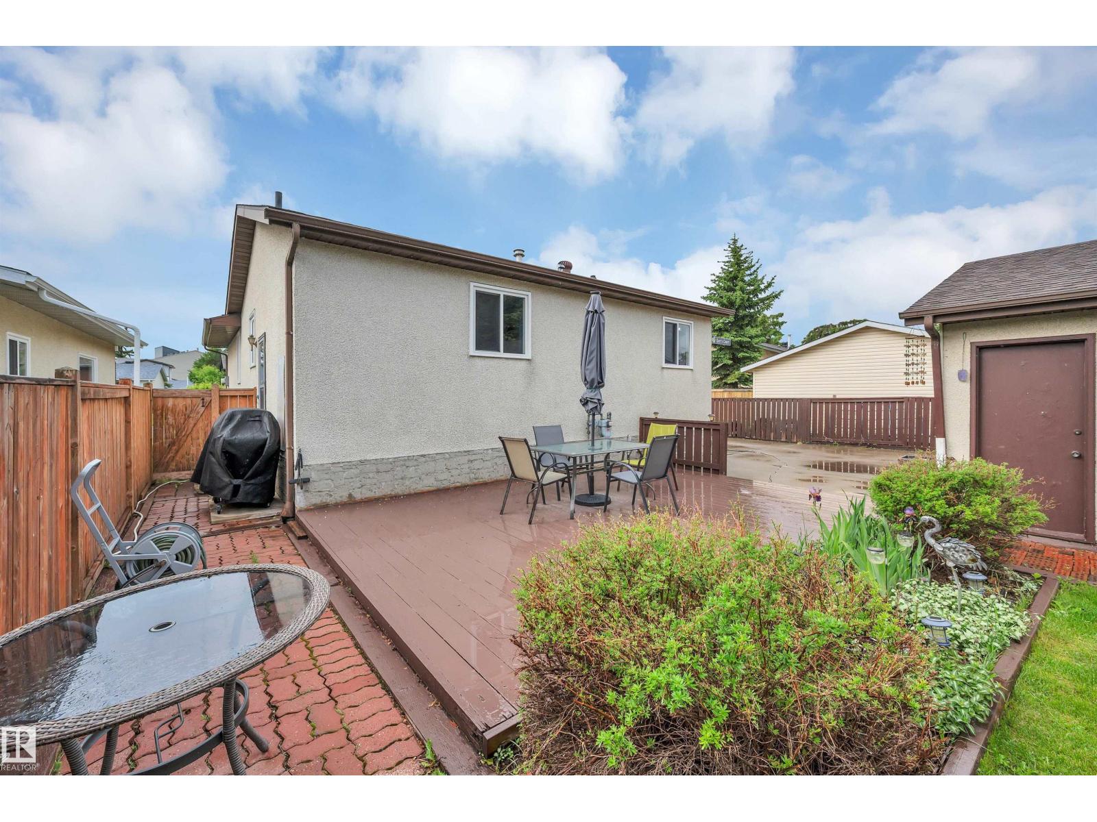 4524 20A AV NW - 44