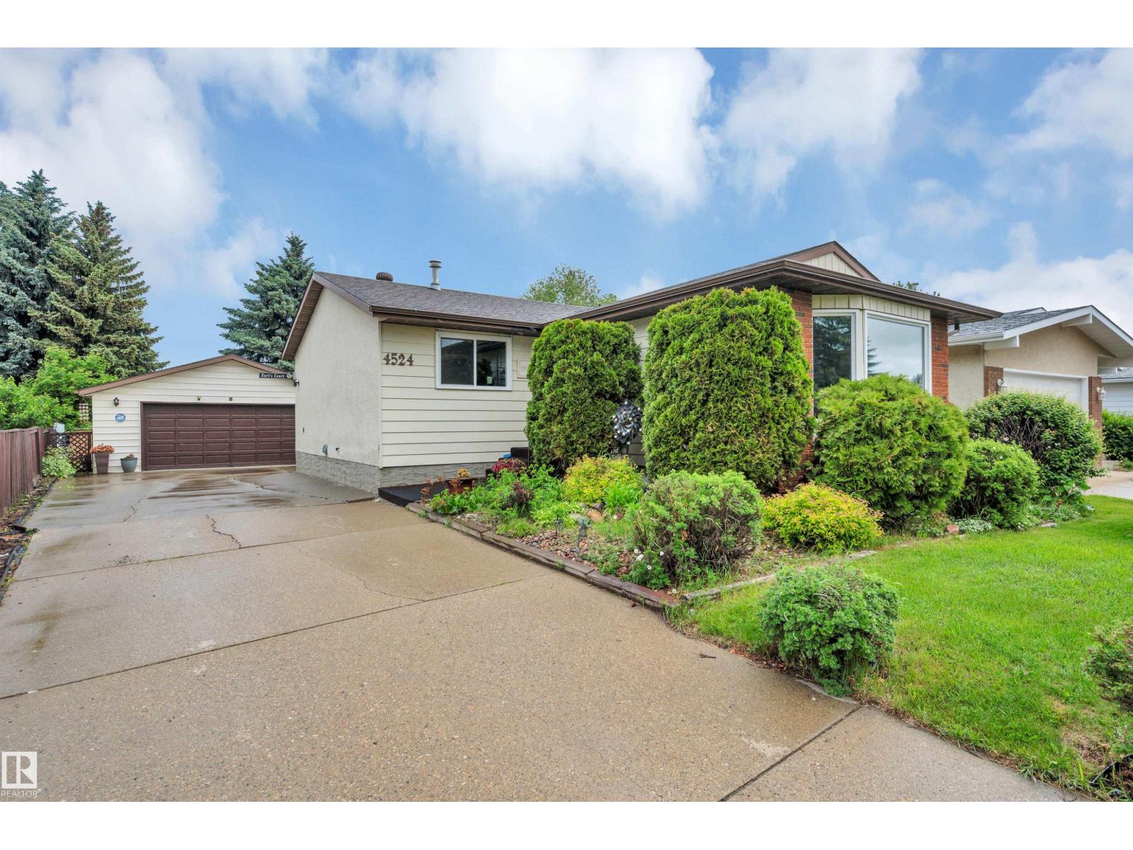 4524 20A AV NW - 5