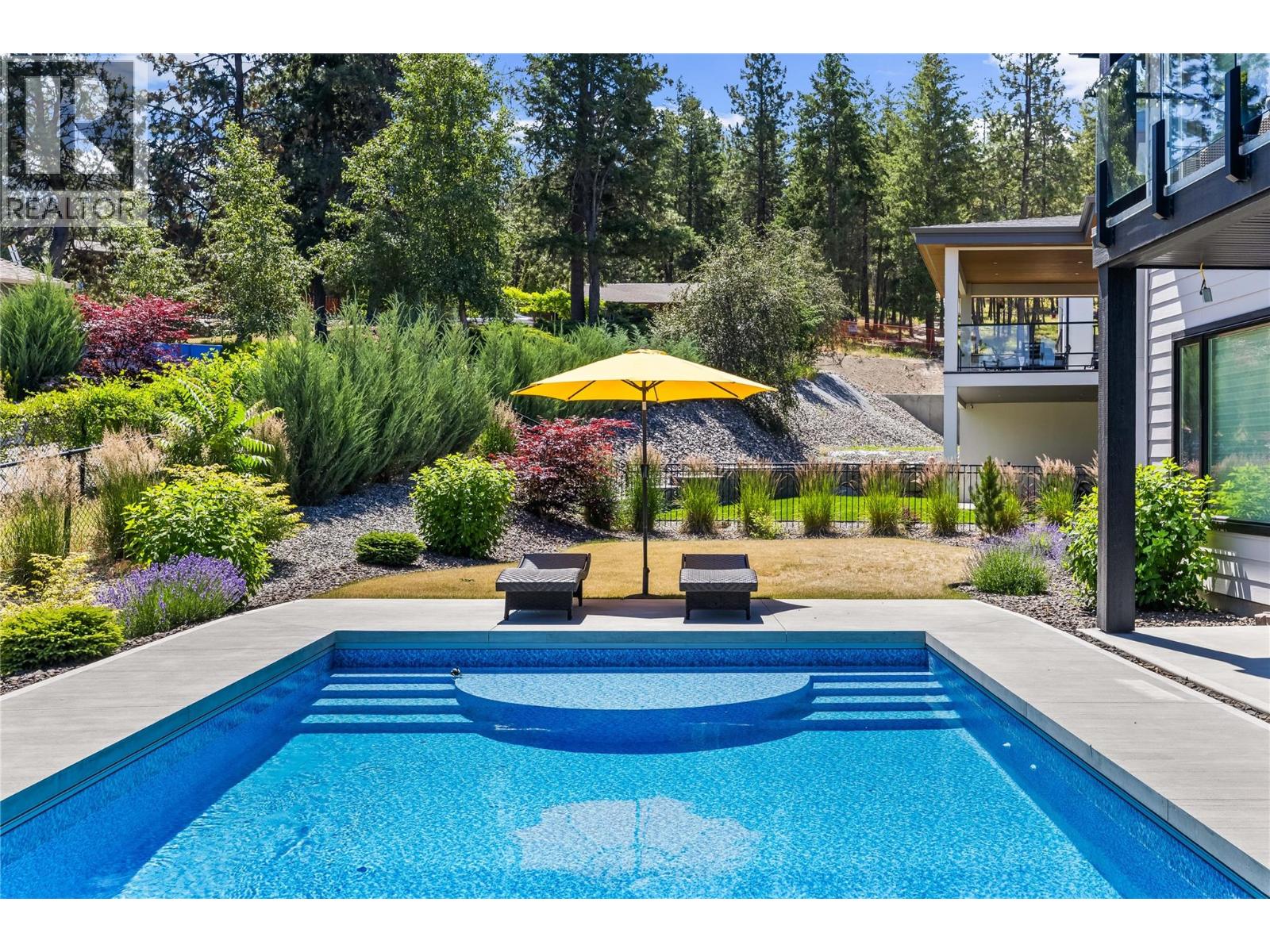 10283 Beacon Hill Drive - 8