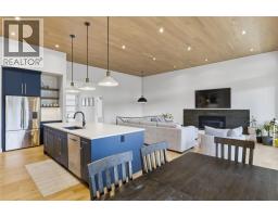 10283 Beacon Hill Drive, Lake Country, BC V4V0A9 Photo 36