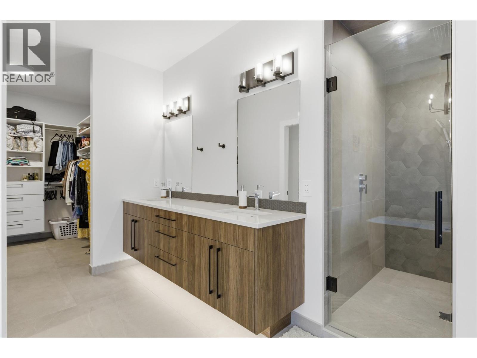 10283 Beacon Hill Drive - 49