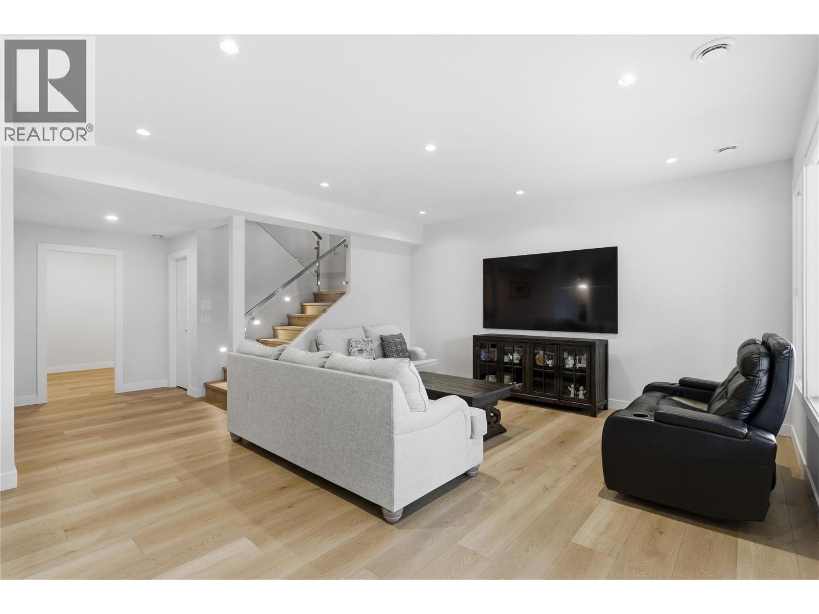10283 Beacon Hill Drive - 59