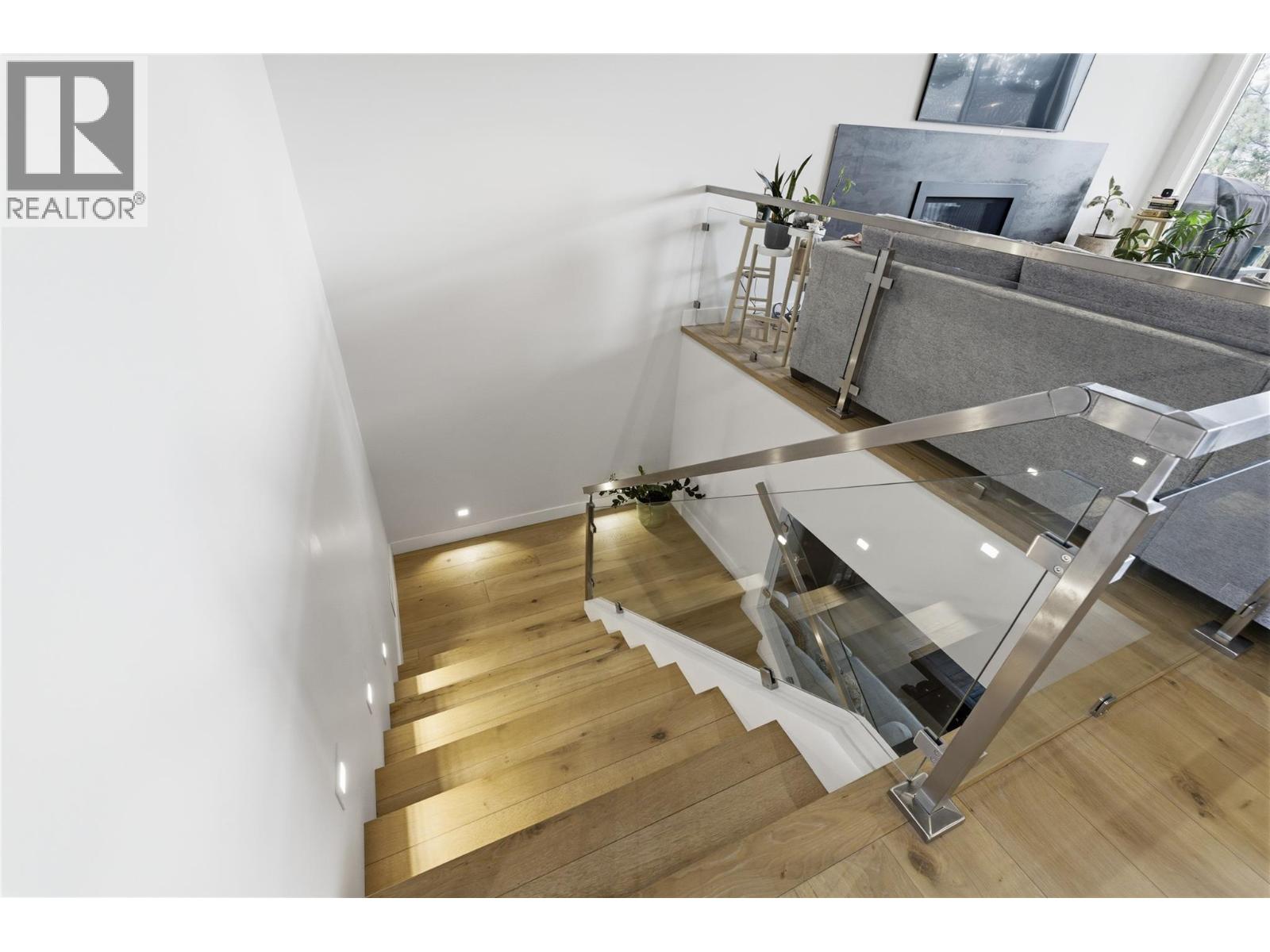 10283 Beacon Hill Drive - 56