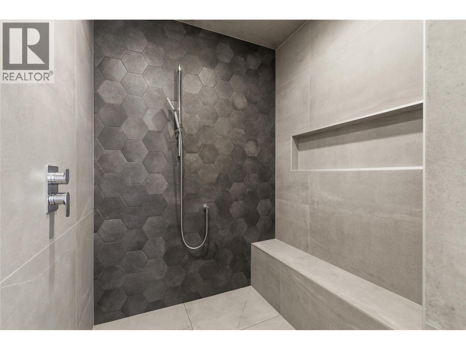 10283 Beacon Hill Drive - 50