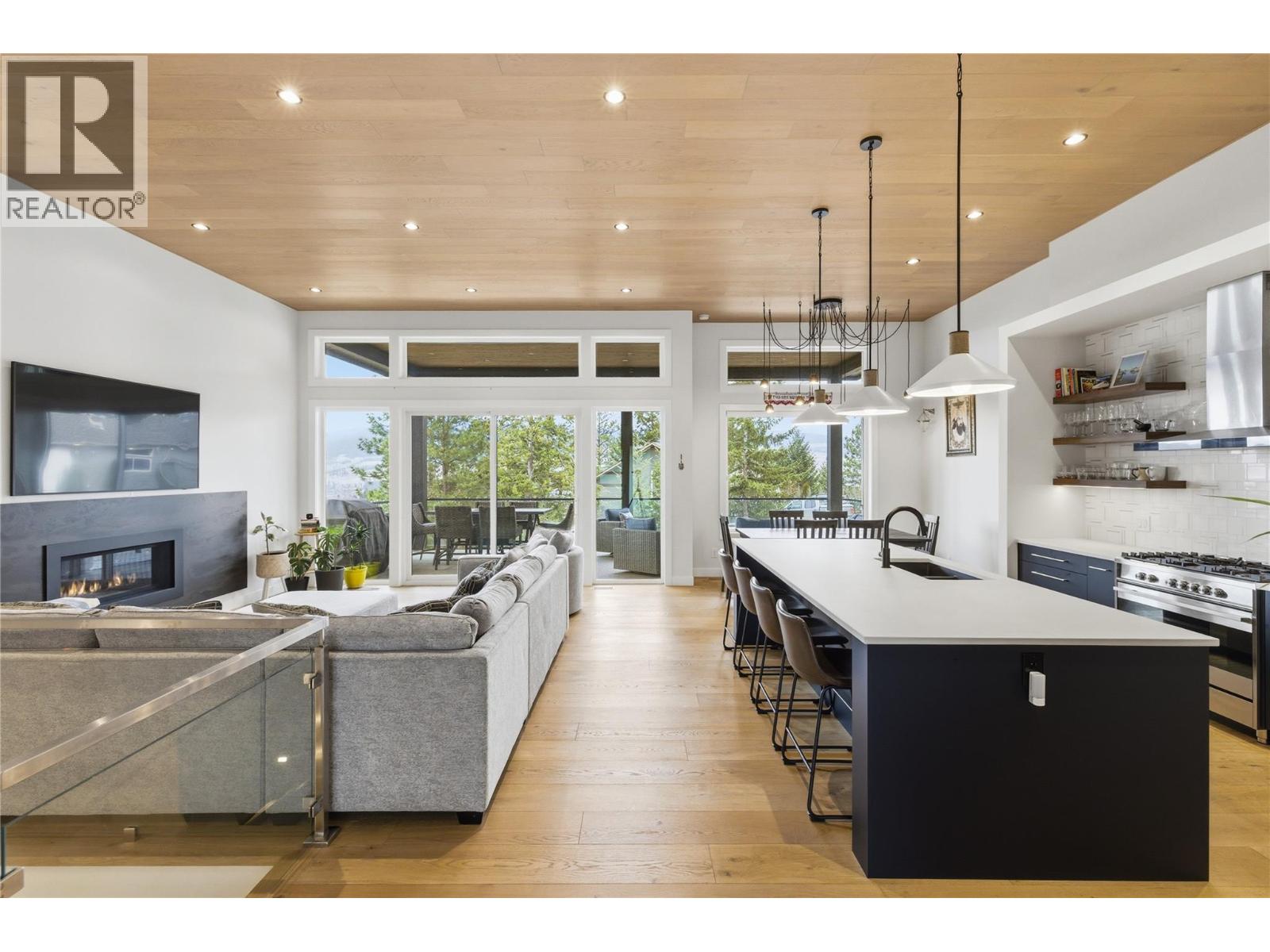 10283 Beacon Hill Drive - 27