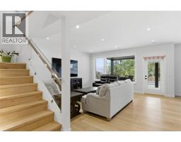 10283 Beacon Hill Drive, Lake Country, BC V4V0A9 Photo 57