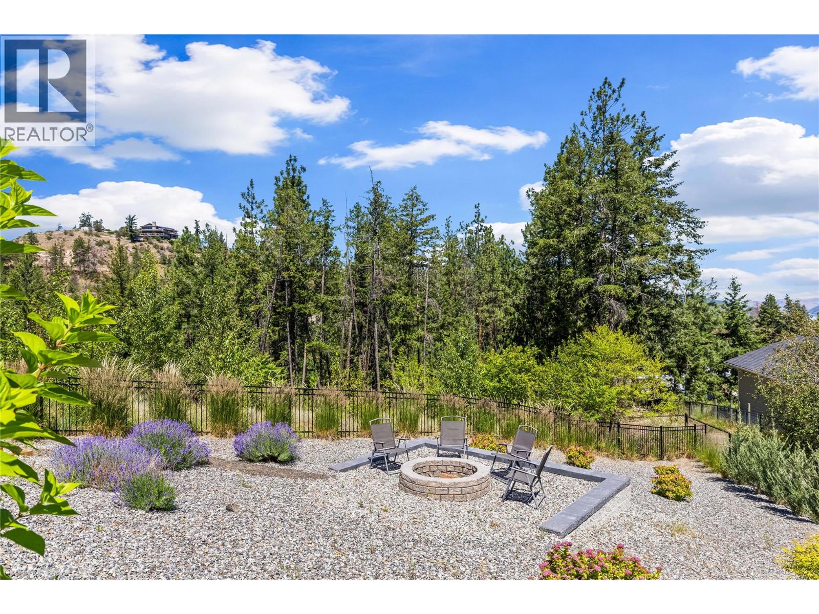 10283 Beacon Hill Drive - 24